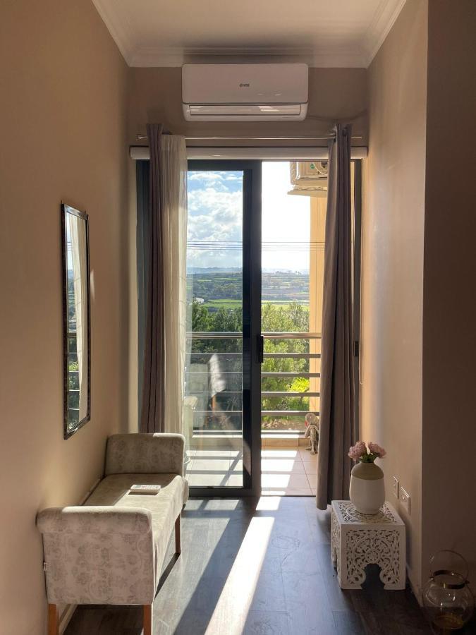 Cosy Designer Finished Apartment With Unobstructed Views St. Paul's Bay Exterior photo